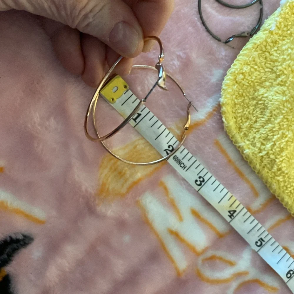 Vintage earrings x3